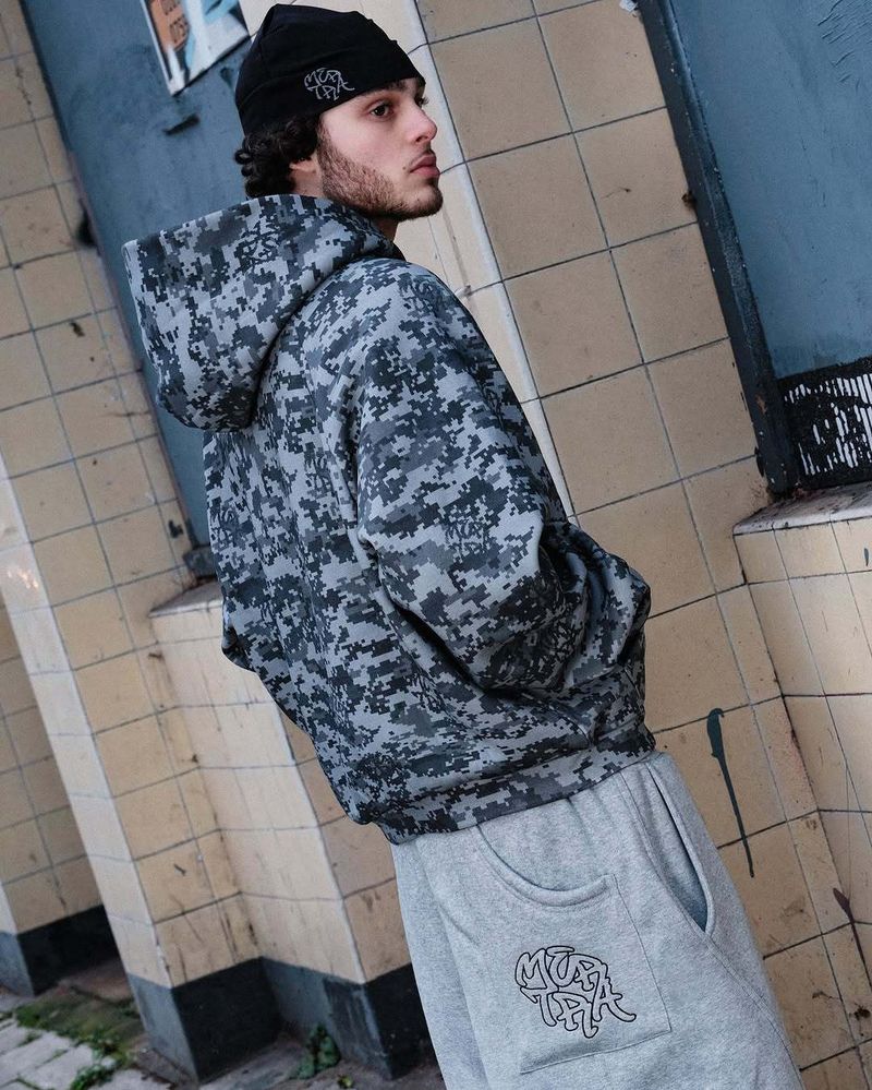 Conjunto unisex de sudadera y jogger moderno: jersey informal con capucha y cremallera, estampado de camuflaje digital, corte holgado para hombre y mujer (negro, tallas S-4XL)_voghion.com