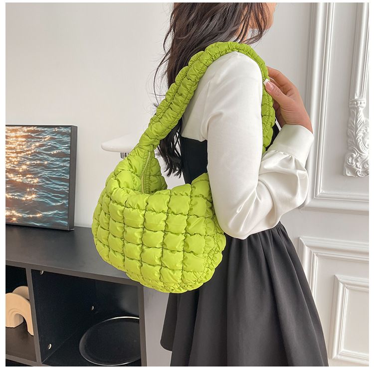 Borsa a tracolla elegante da donna con design antirughe, tessuto Oxford leggero, chiusura con cerniera, dimensioni medie per l'uso quotidiano, borsa Macaron Cloud_voghion.com