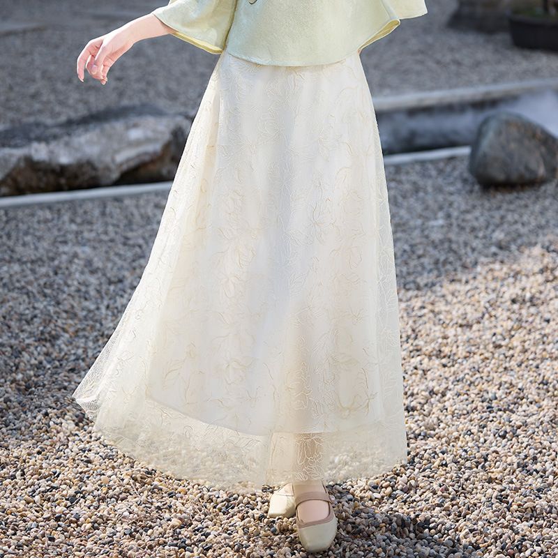 High-Quality Chinese Hanfu Stand Collar Jacquard Diagonal Button Top With National Style Embroidery Skirt Set_voghion.com