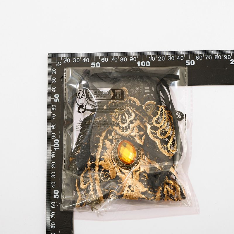 Ensemble de colliers et de chaînes de clavicule incrustées irrégulières en dentelle_voghion.com