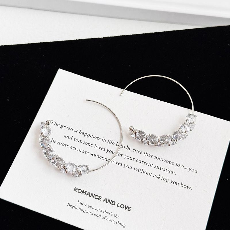 Circle Stud Earrings Custom Women's Niche High-end Simple Earrings Wholesale Exquisite Temperament Versatile Earrings_voghion.com