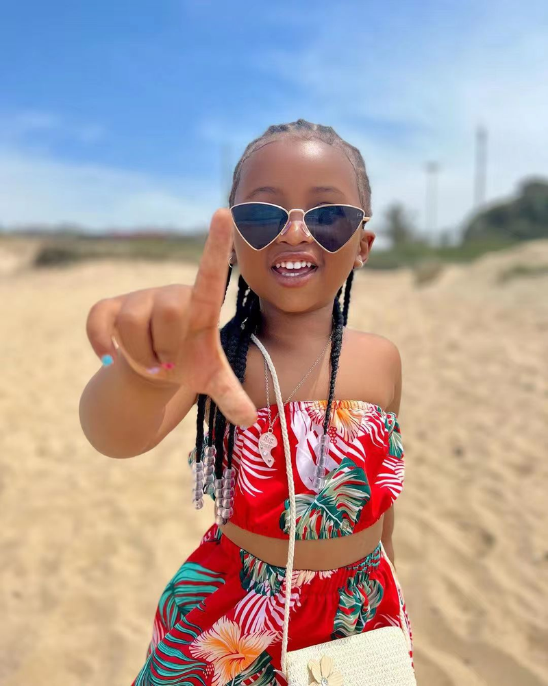 Mother&Kids Girls' casual printed one-line shoulder flanged A-line skirt set ins_voghion.com