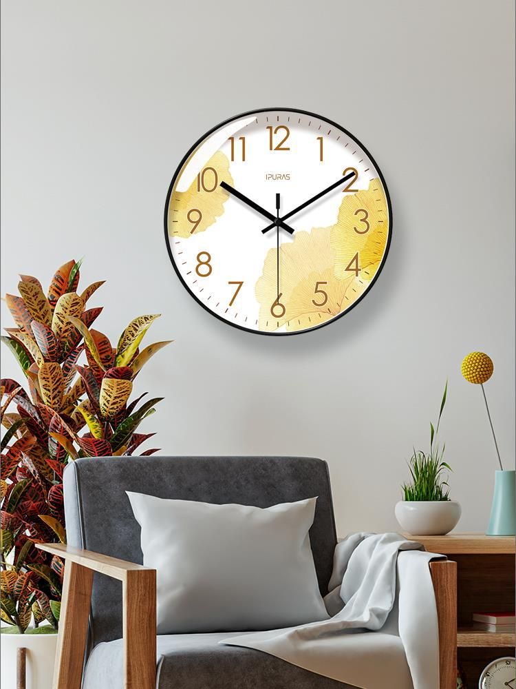 Yipula 6234 Wanduhr im goldenen Ginkgo-Stil für das Wohnzimmer, schlichter nordischer Stil, leise, Sekundenzeiger, Quarzuhr_voghion.com