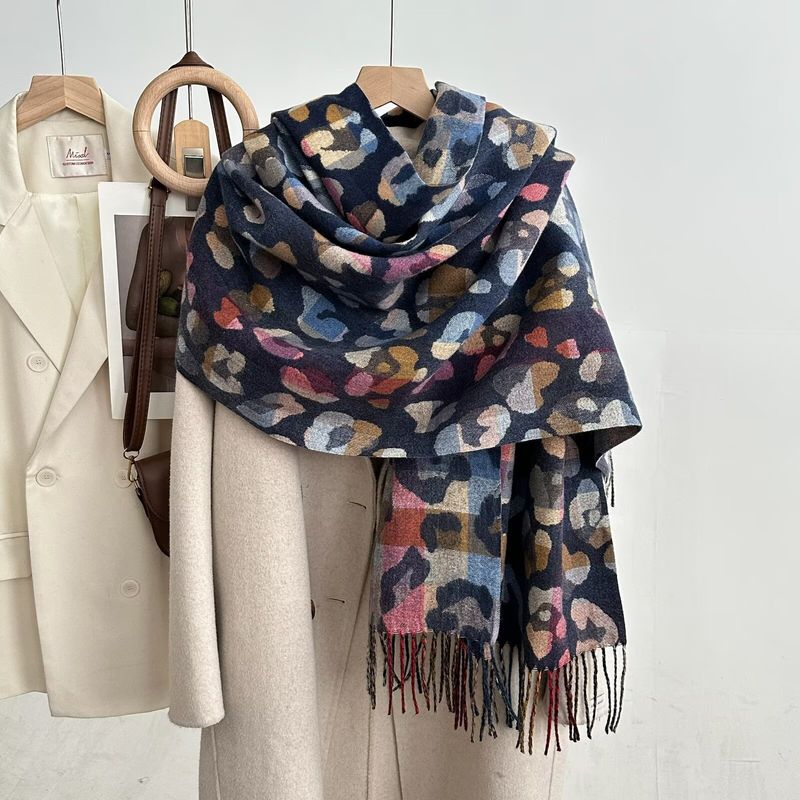 Écharpe léopard transfrontalière, châle d'automne et d'hiver polyvalent, haut de gamme, pompon chaud, écharpe épaisse pour couple, vente en gros_voghion.com
