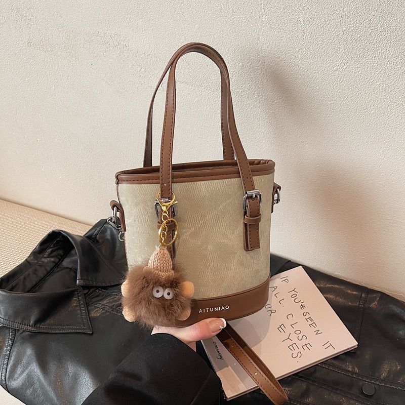 Borsa a tracolla versatile da pendolare, semplice, piccola, con motivo a blocchi di colore, per donna, autunno inverno 2025, nuova e di alta qualità._voghion.com