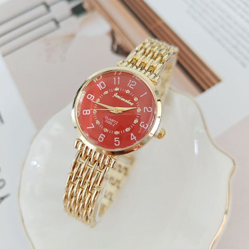 Relógio de pulso feminino com pulseira de quartzo digital trevo de quatro folhas e borboleta_voghion.com