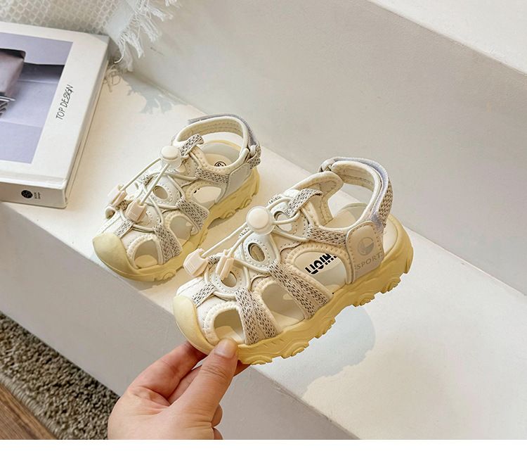 Kindersportsandalen 2024 Sommer Neue Jungen Mädchen Stirnband Hohl Baby Strandschuhe Weiche Sohle Flut_voghion.com