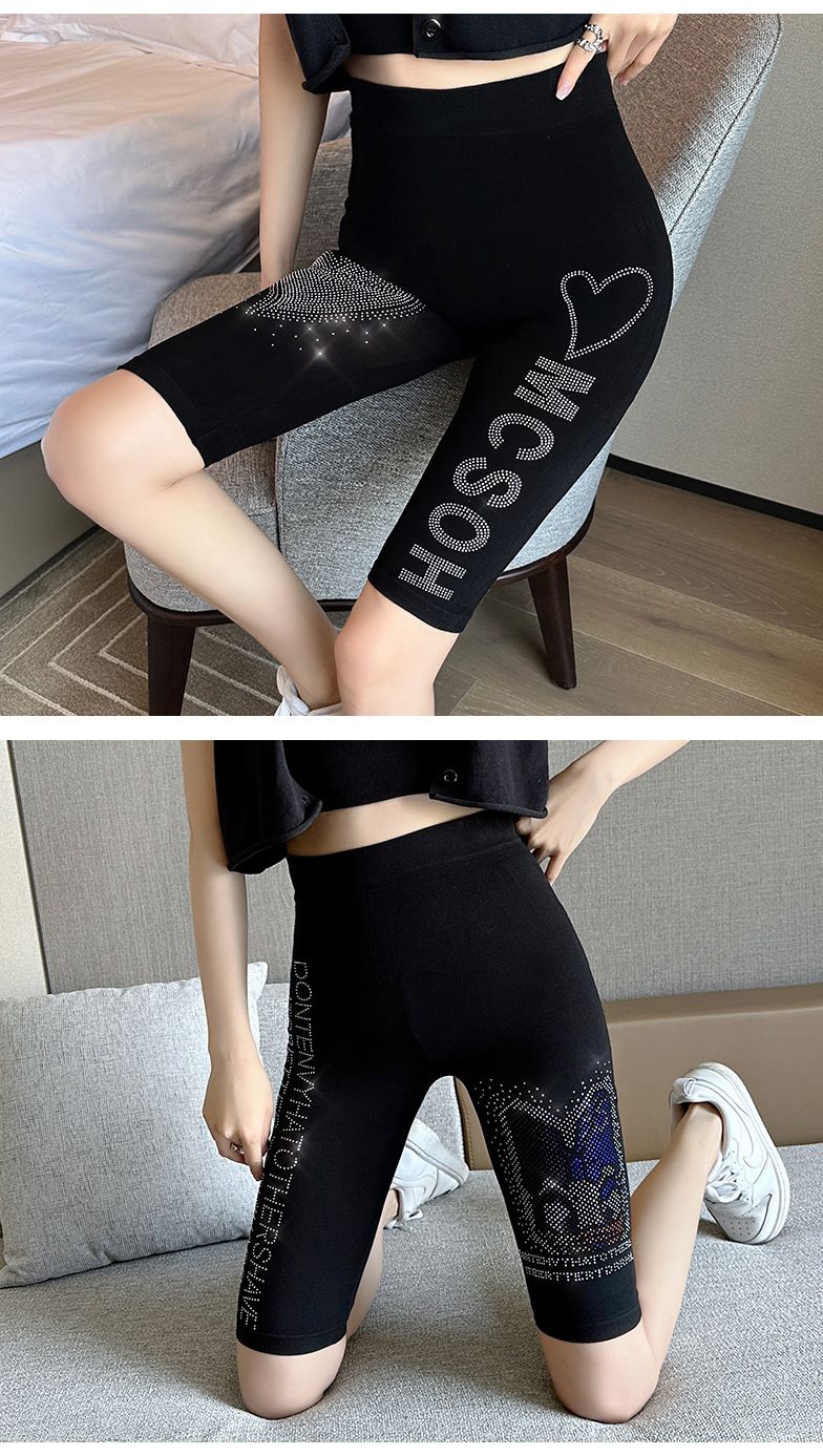 Damenbekleidung modale Oberbekleidung, dünn, hohe Elastizität, schmale Passform, dicke mm, schwarze Fünf-Punkt-Shorts_voghion.com