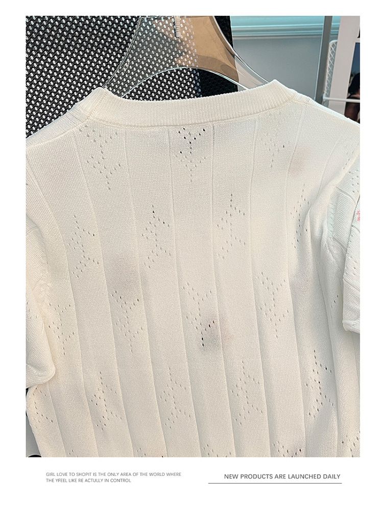 Women's Clothing Small fragrance style flower hollow knitted short sleeved women's clothing summer new design niche versatile loose top_voghion.com