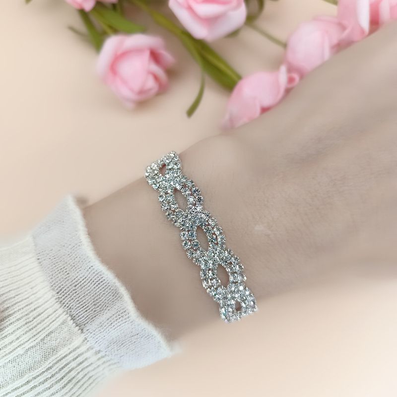 Set di gioielli con strass - Collana, orecchini e bracciale da 3 pezzi, elegante design a catena con griffe per donna_voghion.com