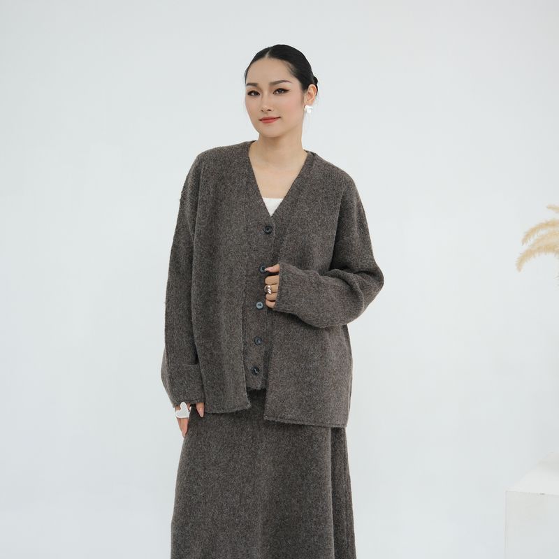 Turkish Winter Knit Set – Modest Long-Sleeve Maxi Dress & Scarf (One Size, Thermal Lined, Stretch Rayon-Blend,Neutral Palette, Hijabi-Friendly)_voghion.com