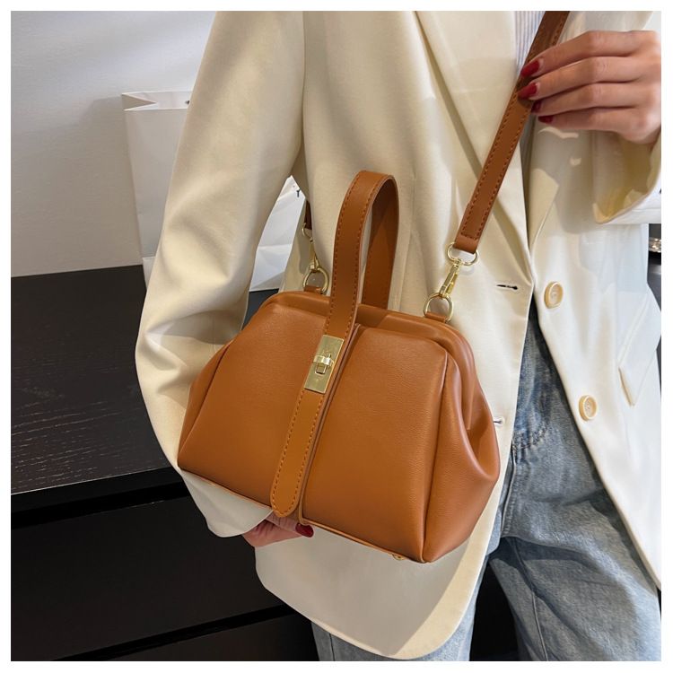 Luxuriöse Designer-Handtaschen, hochwertige, elegante Geldbörse für Damen, neue trendige, modische Nischen-Umhängetasche aus weichem Leder, vielseitig einsetzbar
_voghion.com