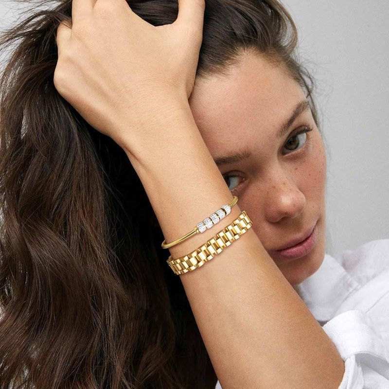 Pulseiras de aço de titânio de cor sólida de estilo simples em massa_voghion.com