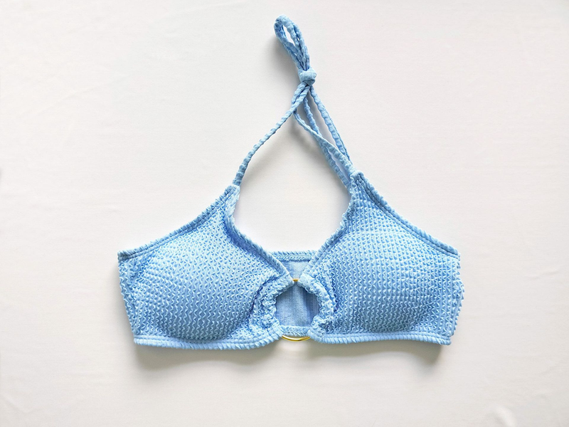 Sexy badpakset in effen kleur voor dames met hangende hals en driepuntsbikini_voghion.com