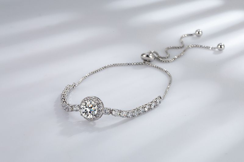 Minimalist Sweet Light Luxury Exquisite Advanced Round Zircon Bracelet Fashionable Girls Niche Hand Jewelry Pull Out Series_voghion.com