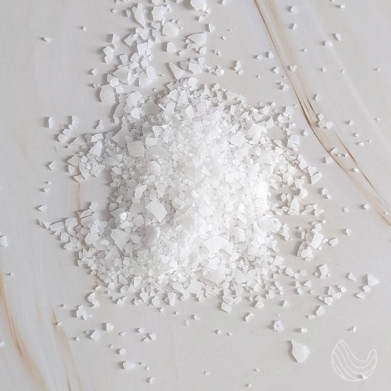 "Pure Dead Sea Magnesium Flakes Restful Soak – Relaxing & Replenishing 14oz Bath Soak – Infused With Cedarwood & Neroli Oils For Muscle Relief & Deep Sleep "_voghion.com