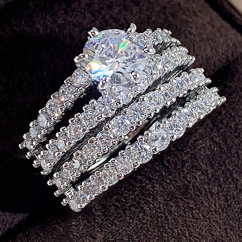 Cao Shis neues ausgehöhltes, doppelschichtiges Zirkon-Verlobungsset für Damen mit Diamant-Hochzeitsbankett, Brautring und Armband_voghion.com