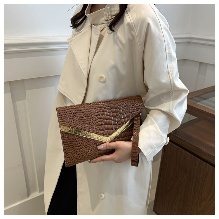 Handbag For Women Envelope Bag Crocodile Print Envelope Bag Personality Fashion Casual Temperament Color Contrast Banquet Bag_voghion.com