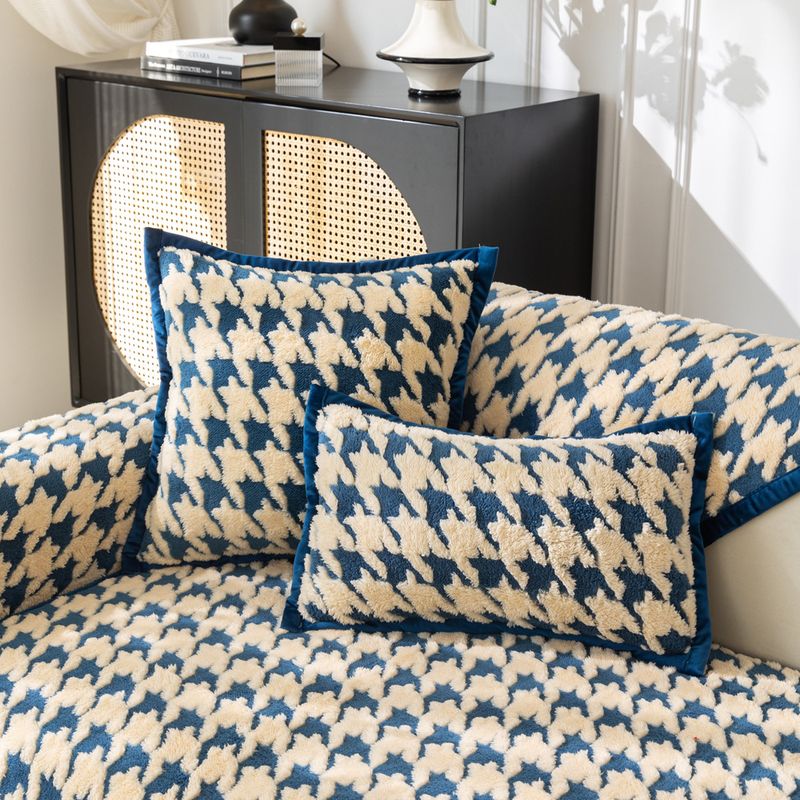 French Retro Houndstooth Sofa Cushion Autumn And Winter Style Comfortable Cotton Plush Non Slip Cushion Sofa Cover Cover Cloth New Style_voghion.com