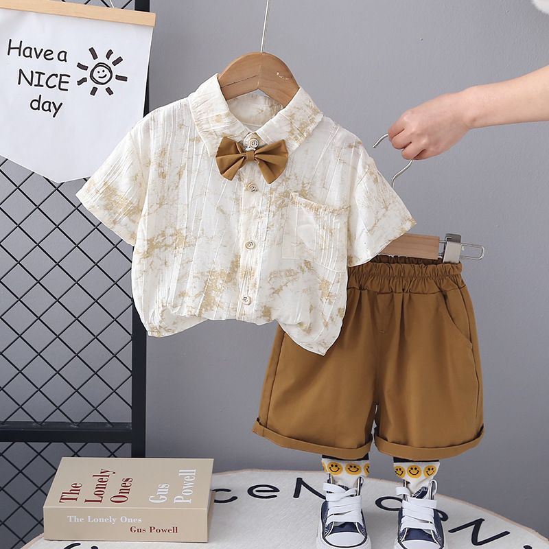 Summer thin set small and medium-sized children's clothing, one year old boy with a flip collar, short sleeved bow tie_voghion.com