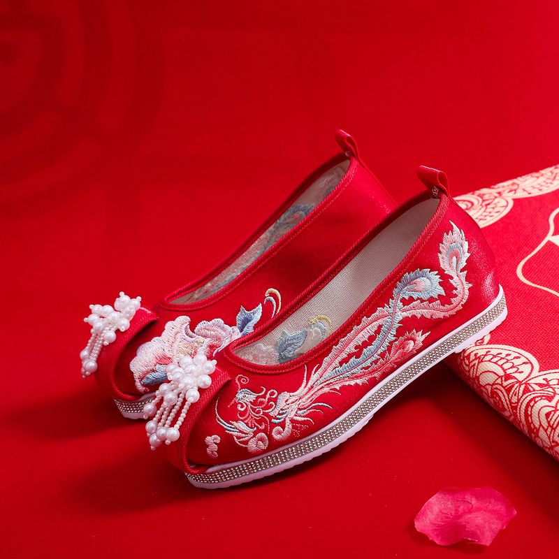 Umgedrehte Stoffschuhe im antiken Stil mit Perlenstickerei, Hanfu-Schuhe für Damen mit erhabenen Elementen im Inneren_voghion.com