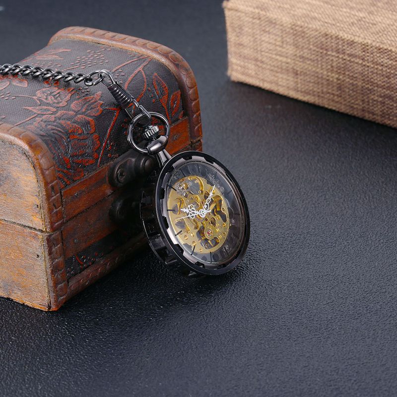 Schwarze mechanische Taschenuhr mit großem Rad und dicker Kette, nostalgisch, 8932_voghion.com