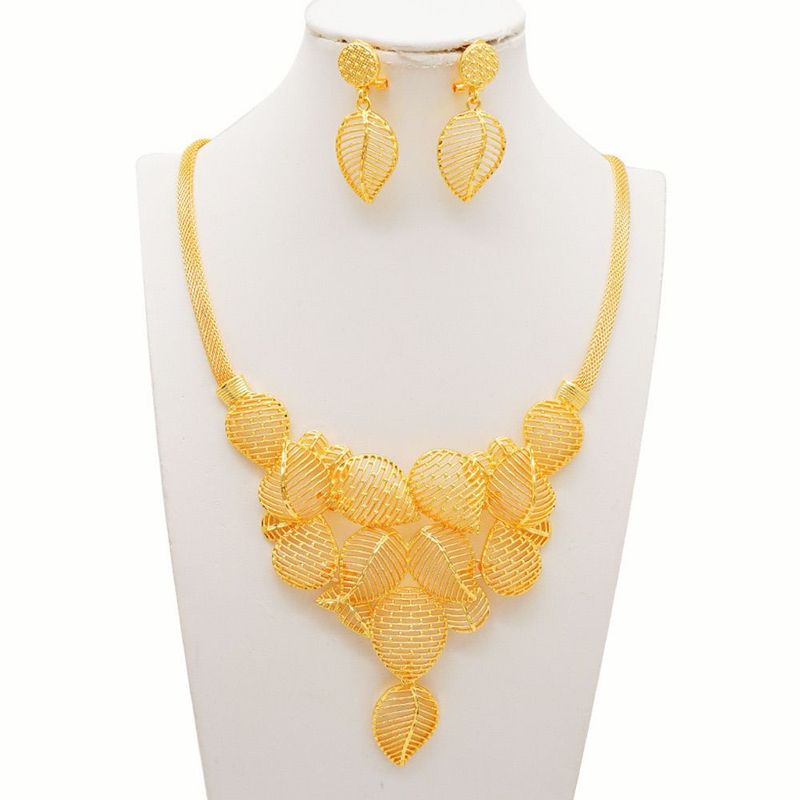 Hochzeit Kupfer Halskette Ohrringe zweiteiliges Set Modetrend Legierung nicht verblassen Schmuck_voghion.com