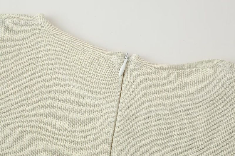 Abito da donna in maglia patchwork con scollo tondo e maniche corte_voghion.com
