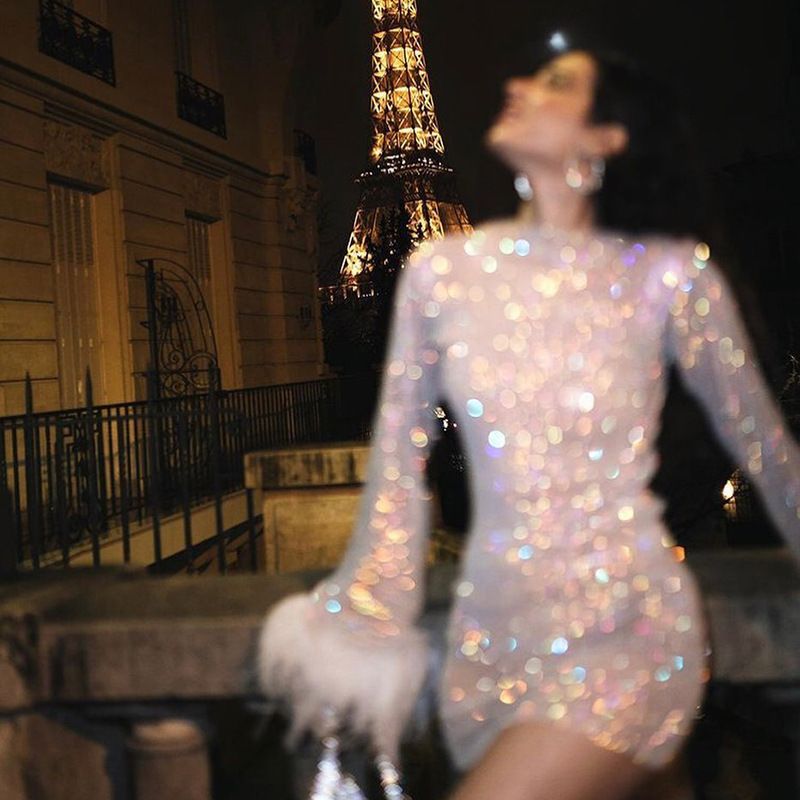 Abito da sera in rete trasparente con fili glitterati – Mini abito aderente senza maniche per la serata (nero/rosa/bianco)_voghion.com