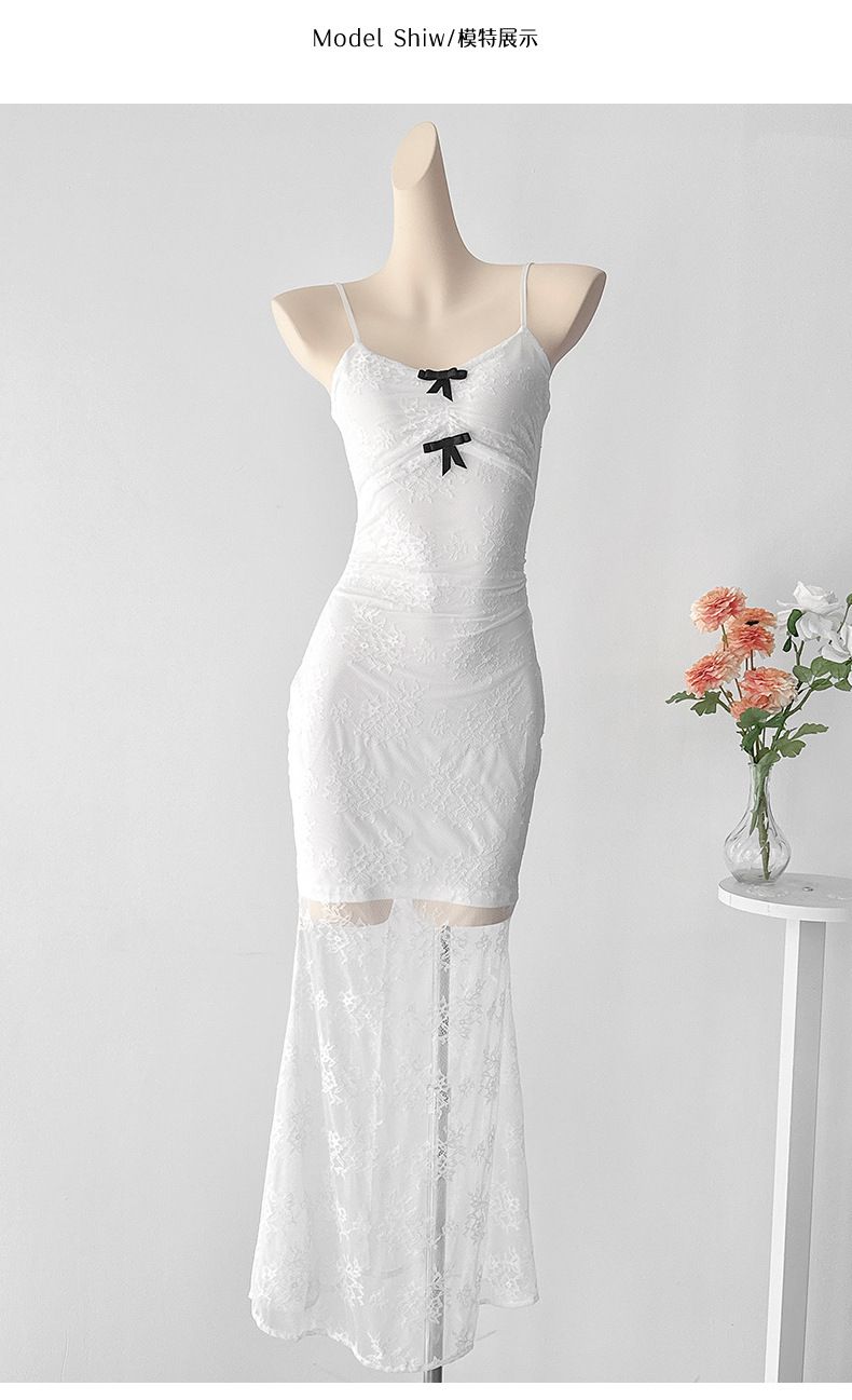 GraceChic 2025 Summer New European And American Style Two-Piece Lace Women's Solid Color Slim High-Waisted Strap Dress_voghion.com