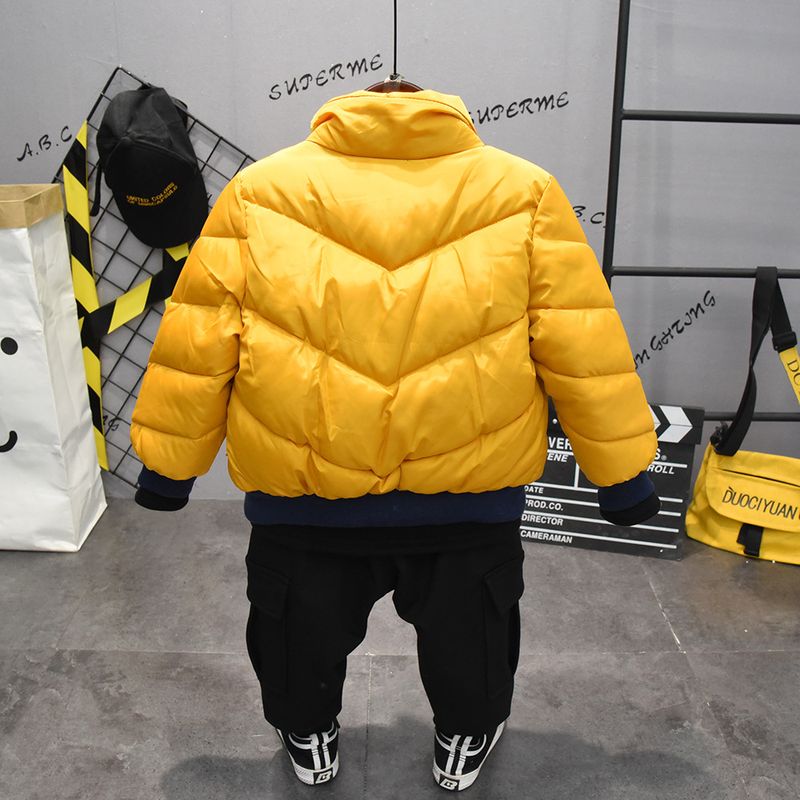 Abbigliamento per bambini 2024 Giacca invernale in cotone con nuova lettera più top in velluto più tuta in velluto_voghion.com