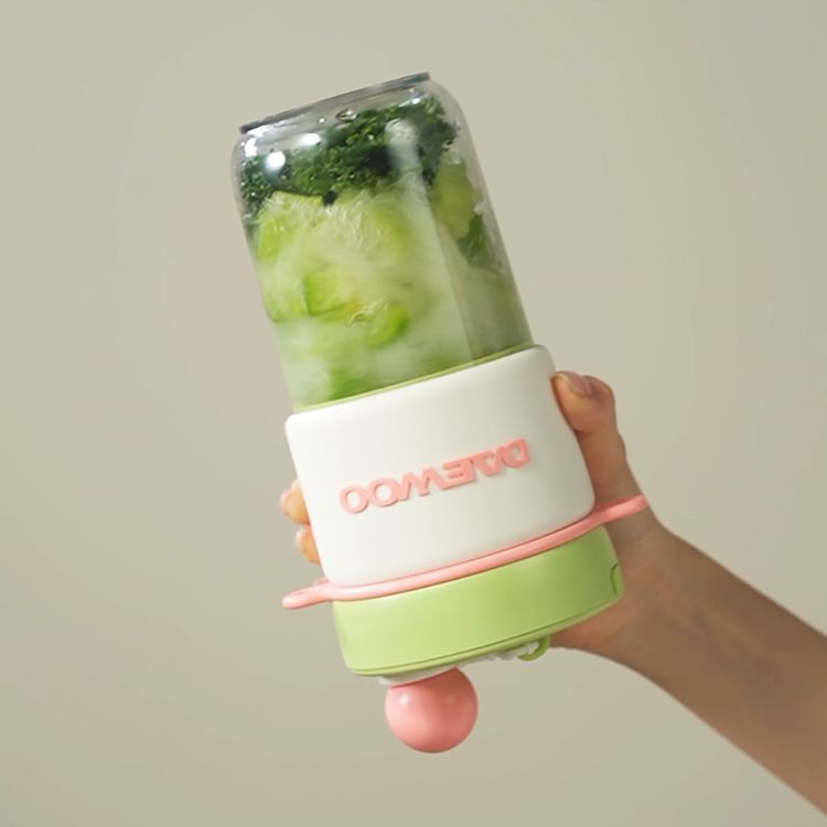 Daewoo Portable Juicer Household Small Mini Maker Fruit And Vegetable Juice Cup Wireless Charging_voghion.com