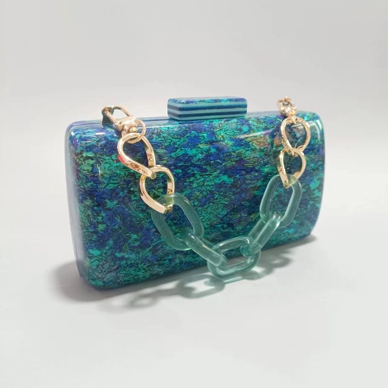 Borsa a tracolla in acrilico con stampa zebra da donna alla moda e tracolla a catena - Piccola borsa a tracolla in stile retrò per uso quotidiano con motivo a tracolla in acrilico con catena_voghion.com