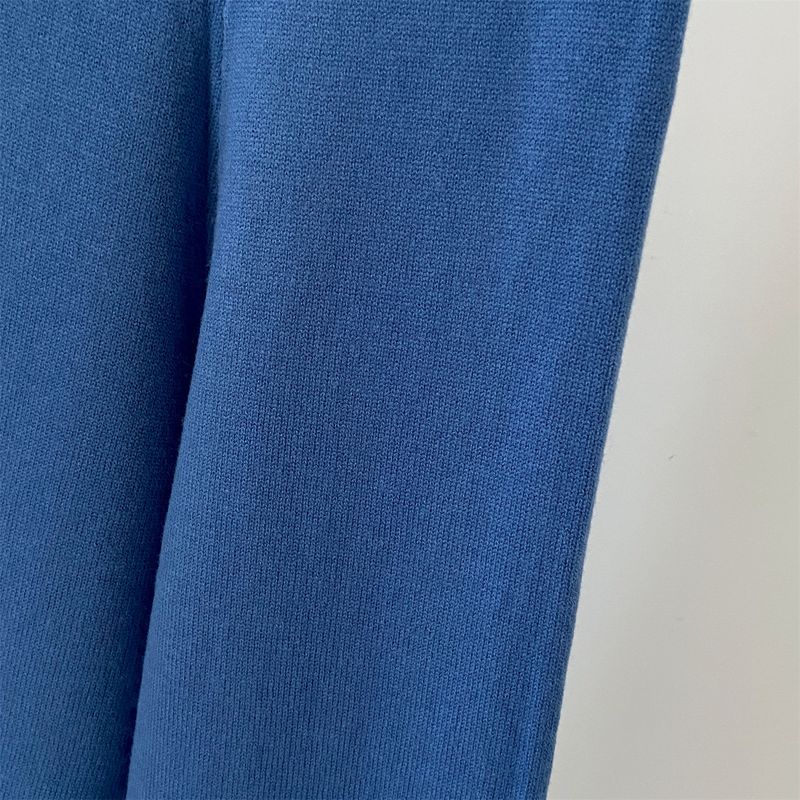 Dametøj strikkede jakkesæt, temperament, afslappet, split design, højhalset sweater, ensfarvede brede benbukser, todelt jakkesæt_voghion.com