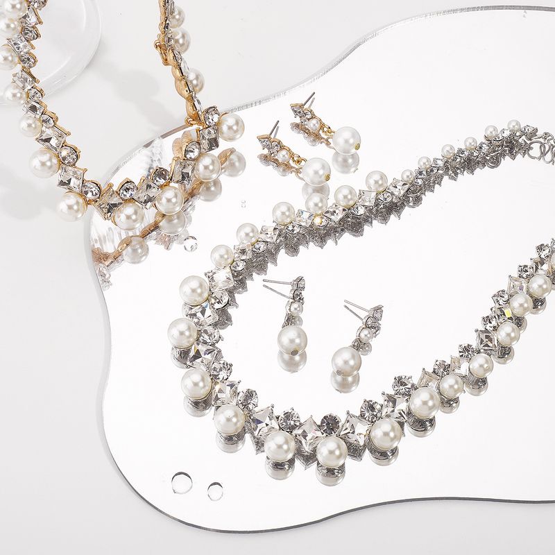 12028 Set di gioielli da sposa eleganti e alla moda, con collana e orecchini in lega barocca, in saldo a caldo, transfrontalieri_voghion.com