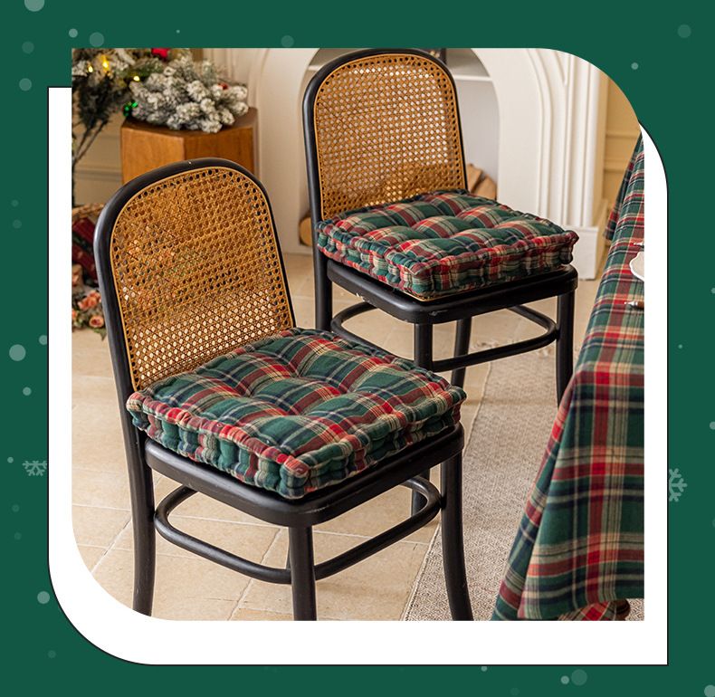 Sitzkissen mit Weihnachtsmotiv – 40 x 40 cm dickes Stuhlkissen aus PP-Baumwolle mit Lendenwirbelstütze für Zuhause und Büro_voghion.com