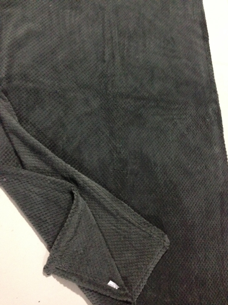 Coperta di ananas in maglia solida invernale giapponese Coperta di flanella di velluto Beibei Coperta di aria condizionata per ufficio estivo_voghion.com