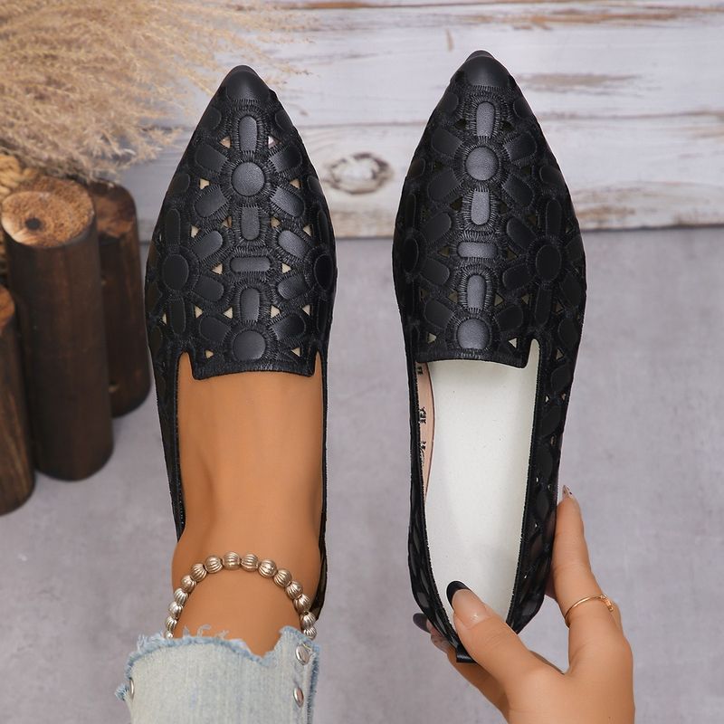 Bean 2025 Spring New 36--43 Large Size Pointed Toe Shallow Mouth Flat Hollow Out Mom Shoes For Women_voghion.com