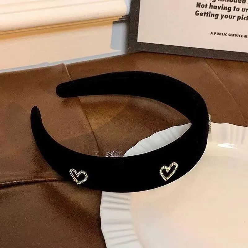 Cerchietto in velluto a forma di cuore per donna, cerchietto con bordo largo, fermaglio per capelli con corona alta per celebrità di Internet autunno inverno, capelli_voghion.com