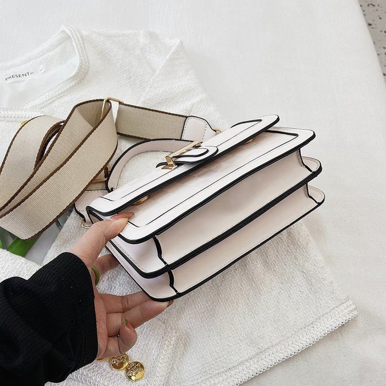 Bolsos de mujer populares 2024 nuevo bolso cuadrado pequeño bolso cruzado de un solo hombro bolso de hombro suave con costuras de coche_voghion.com