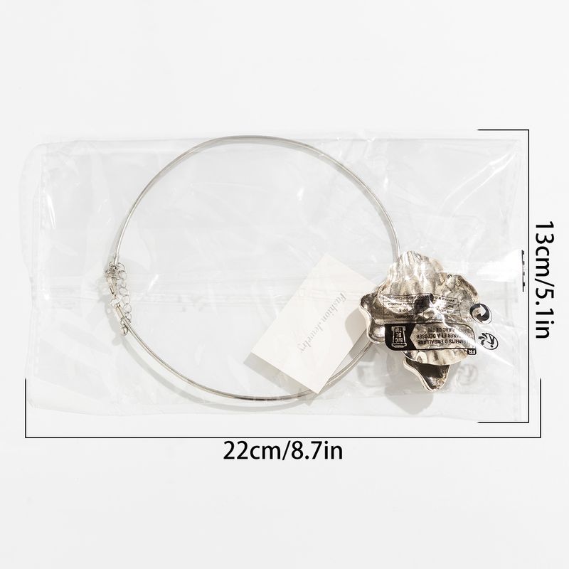 Collana girocollo in metallo plissettato 3D esagerato con fiori unici per le donne_voghion.com