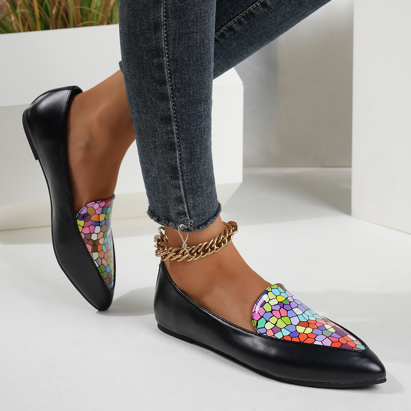 Scarpe da donna scarpe in morbida pelle per le donne autunno 2022 nuovo stile semplice abbinamento di colori comodi mocassini pigri con una gamba sola con punta a punta e fondo piatto_voghion.com