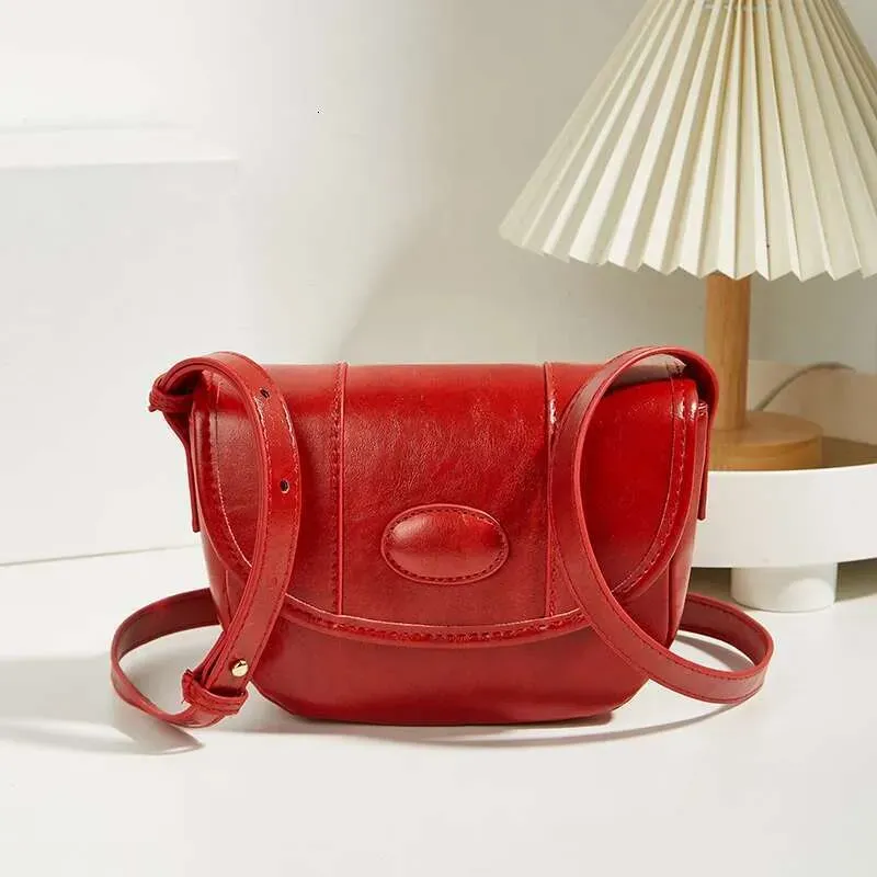 Designer 2025 2024 Mode Joker Messenger One-Shoulder Kette Weibliche Diagonal Rhombic Freizeit Unterarm Tasche_voghion.com