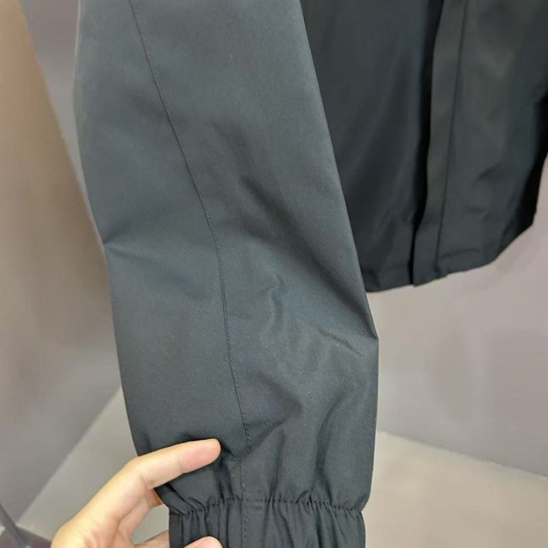Jugend Herren Kapuze mit Wärmeübertragungsdruck 2025 Frühjahr Neue Softshell High-End-Jacke_voghion.com