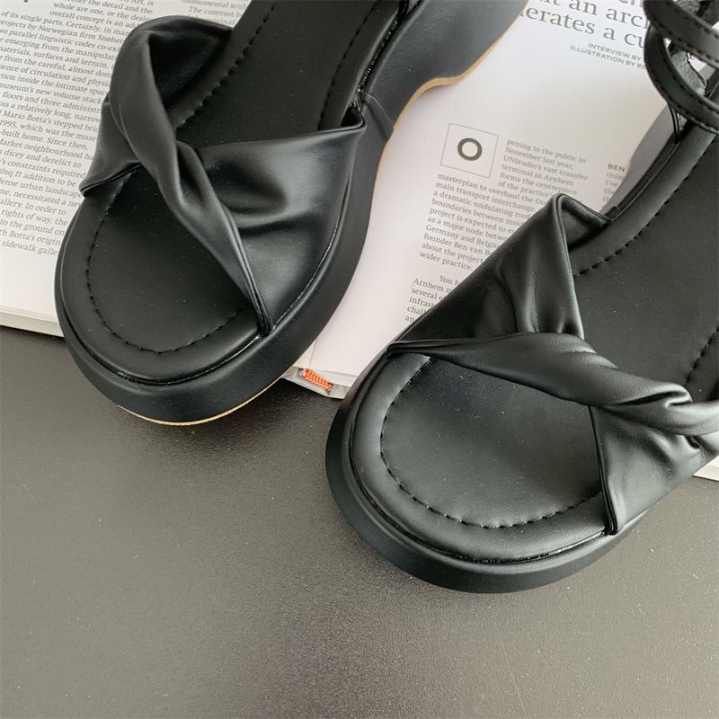 Sandálias de salto grosso novas primavera e verão 2024_voghion.com