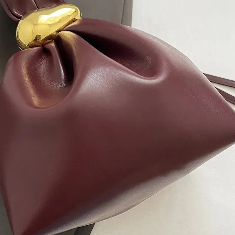 Personalized Soft Leather Clutch Bag Women Pleated Mini Bucket Pouch Temperament Side Zipper Party Evening Bags 250314l_voghion.com