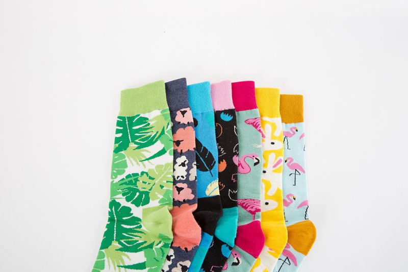 Naiste sokid Värvikad vabaaja meeste ja naiste keskmise tõusuga sokid_voghion.com