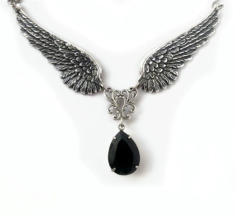 Halsketten Gothic Engelsflügel Halskette_voghion.com