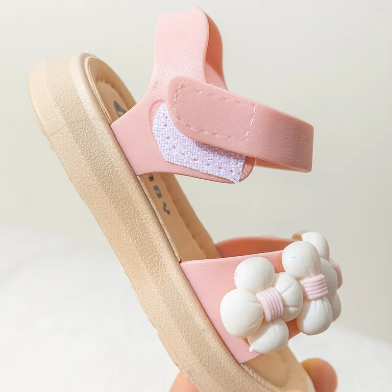 2024 nuove pantofole per bambini estate ragazze e ragazzi bagno casa scarpe da spiaggia antiscivolo sandali per bambini con suola morbida_voghion.com