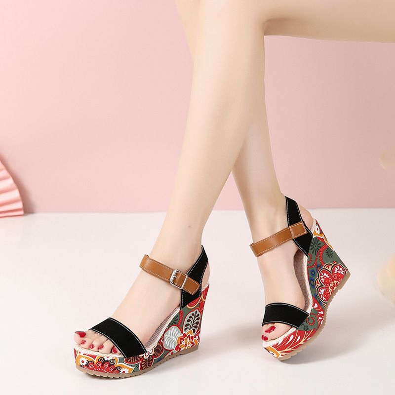 2025 New Large Shoes, High Sandals, Slope Heels, Embroidered One Word Buckle With Open Toe Thick Bottom, Women's_voghion.com